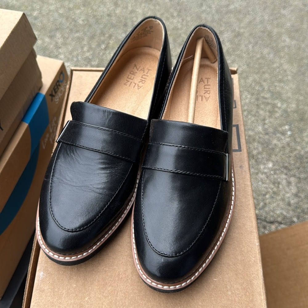 Naturalizer Adiline Loafer in Black - Picture 7 of 11